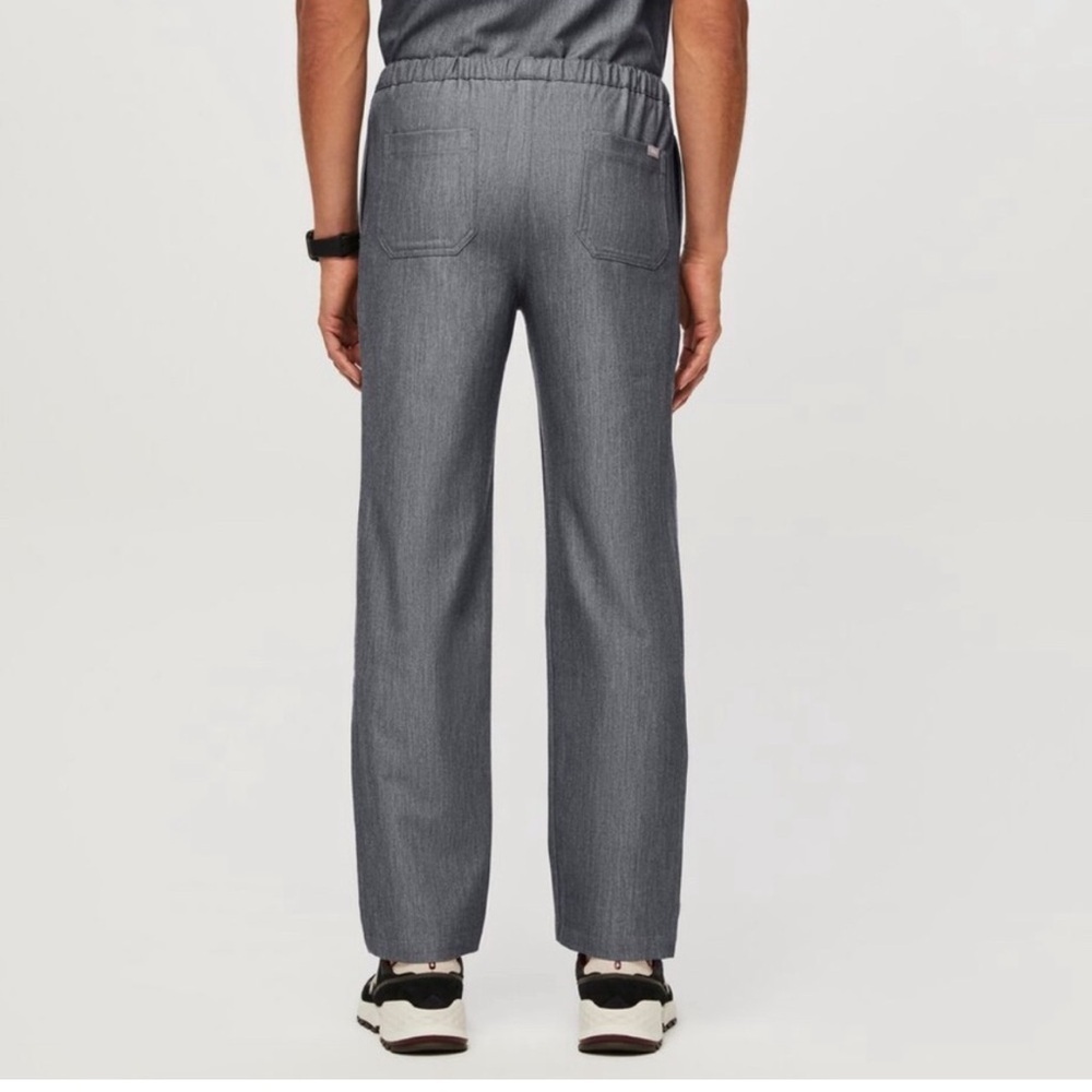 EUC Figs Pisco Scrub Pants in Gray size M - Picture 2 of 12